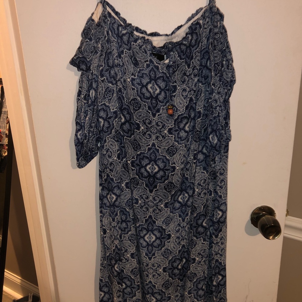 Dress knee length